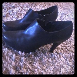 Worthington Platform Booties Size 11